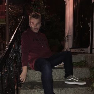 Meet your Posher, Harry